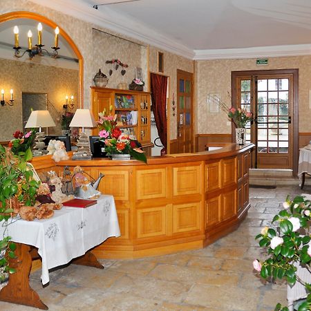 Logis Hotel Auberge De L'Ecole Pontlevoy Eksteriør billede