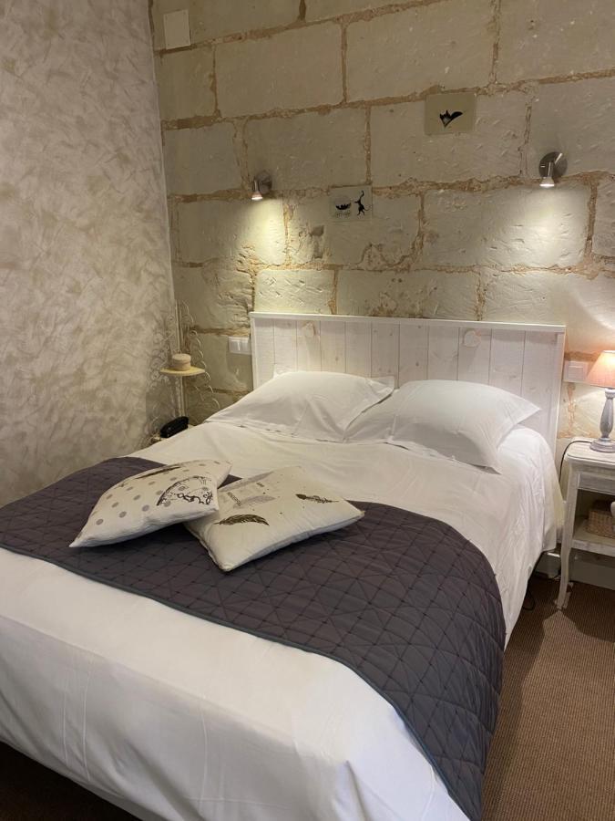 Logis Hotel Auberge De L'Ecole Pontlevoy Eksteriør billede